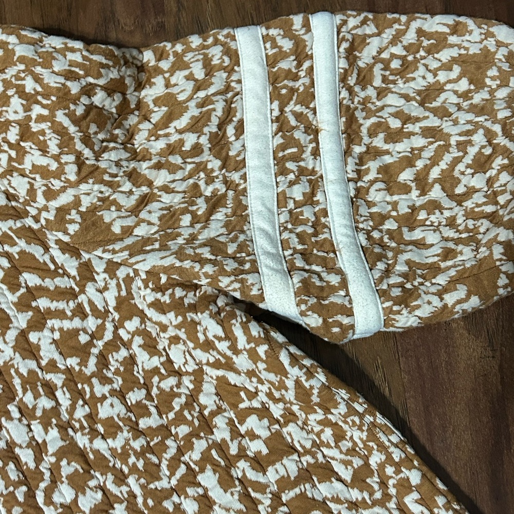 Stylish Brown Patterned Top - image 4